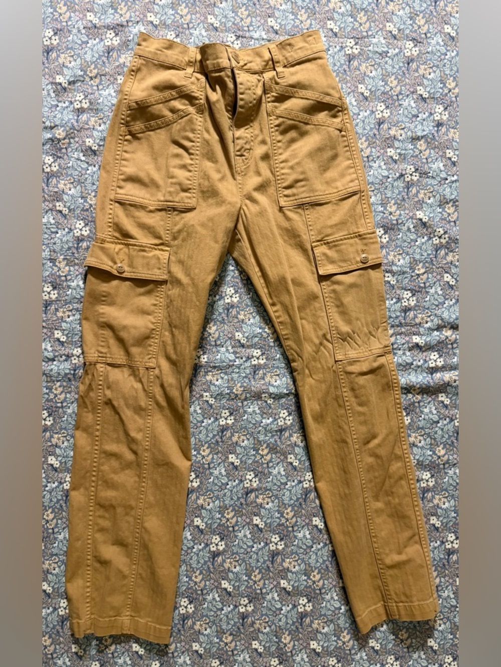 Madewell 90s Straight Cargo Pants in Garment-Dyed Sand Dune